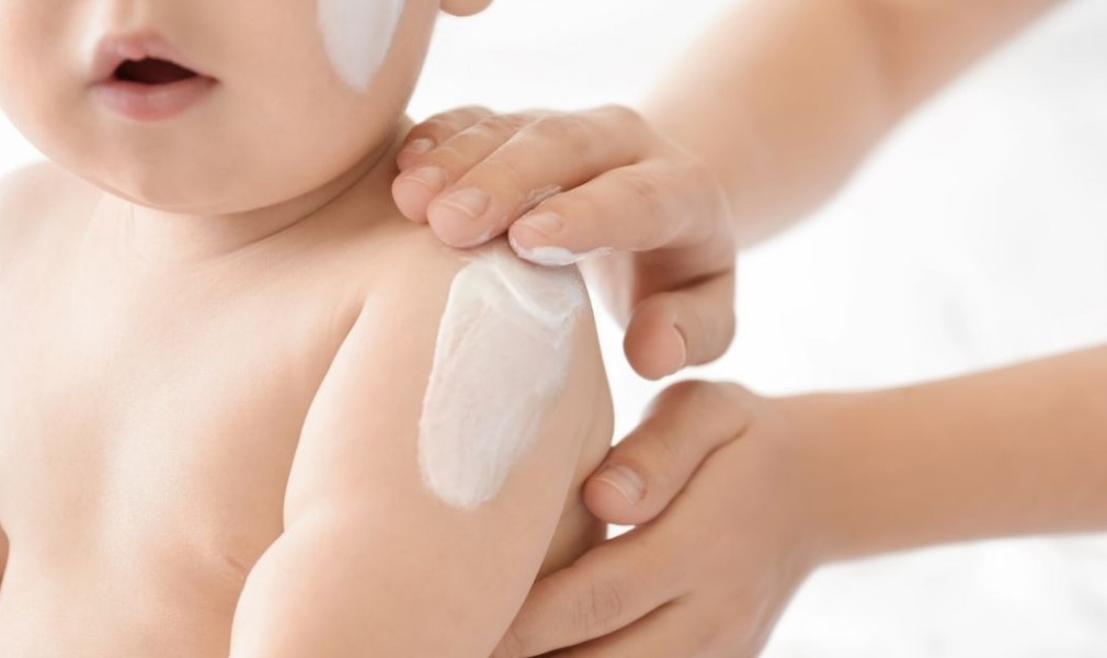 Cara-Merawat-Bayi-yang-Baik-dan-Benar