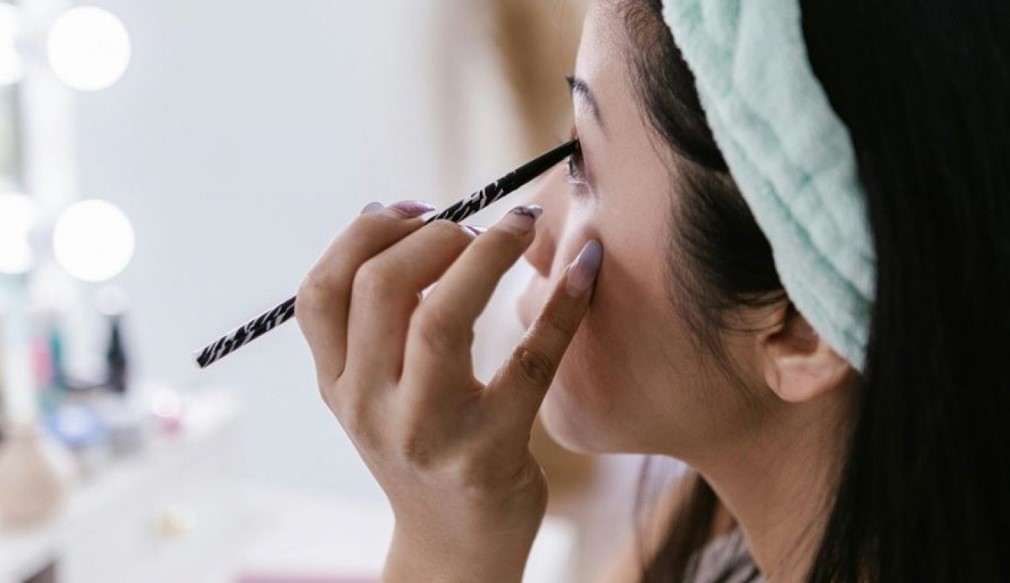 Langkah-Langkah-Makeup-untuk-Pemula