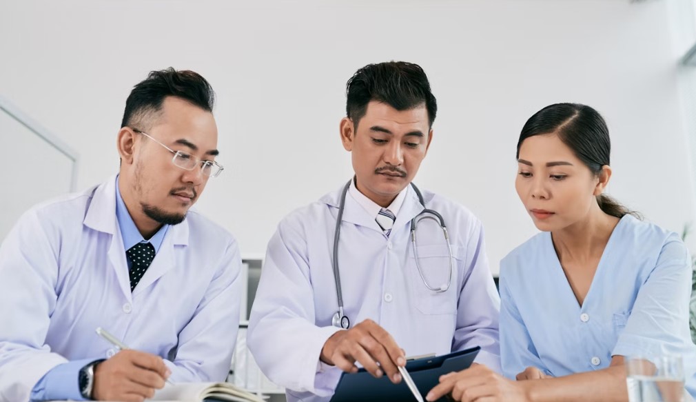 Mengapa-Memilih-Asuransi-Kesehatan-Terbaik-Penting-Saat-Ini