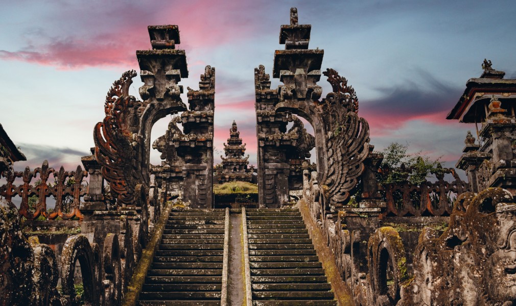 Mengapa-Wisata-Budaya-dan-Sejarah-Semakin-Diminati