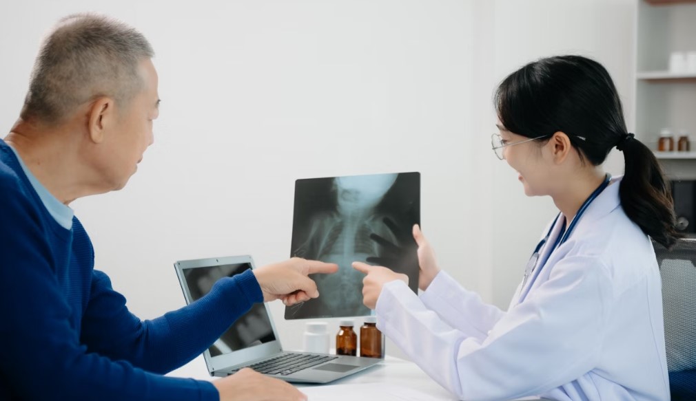 Rekomendasi-Produk-Asuransi-Kesehatan-Terbaik-2025