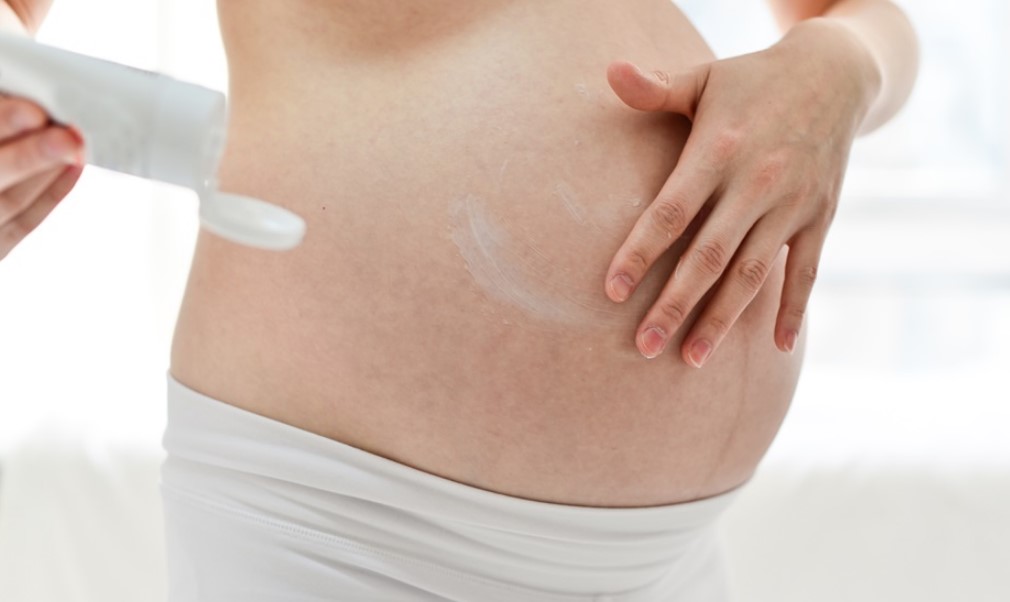 Rekomendasi-Produk-Penghilangan-Stretch-Mark