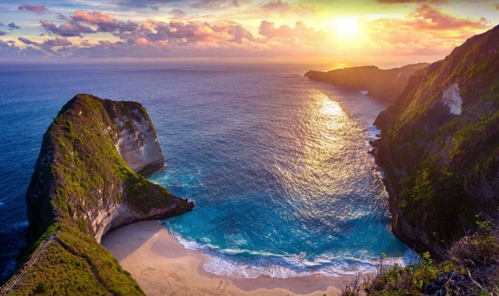 wisata-pantai-terbaik